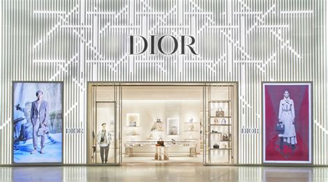 dior sydney store opening hours